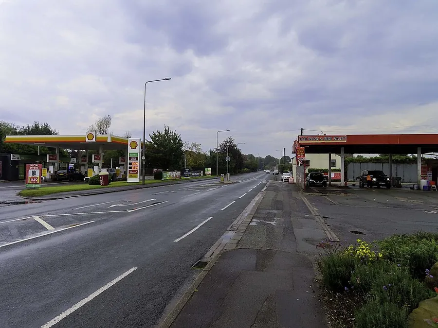 Clayton-le-Woods, Preston